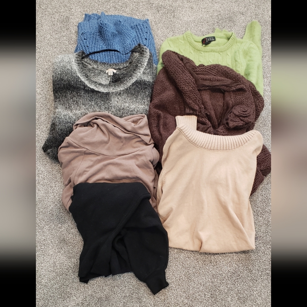 Women's sweater/cardigan bundle size Small
